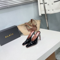 Alaia Sandals